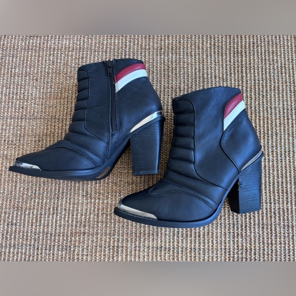 Jeffrey Campbell X Free People Danica Leather Black Zip Up Ankle Short Boot - Picture 5 of 16